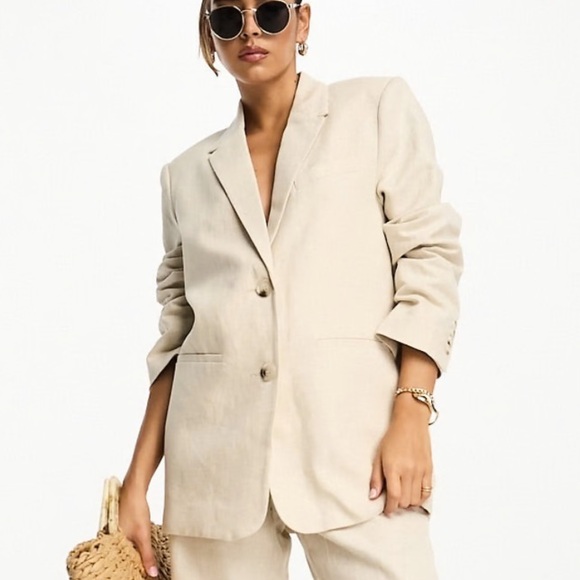 NA-KD oversized tailored blazer in beige size 2 - Picture 1 of 9